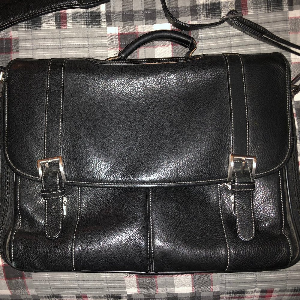 Johnston & Murphy Genuine Leather Messenger Bag